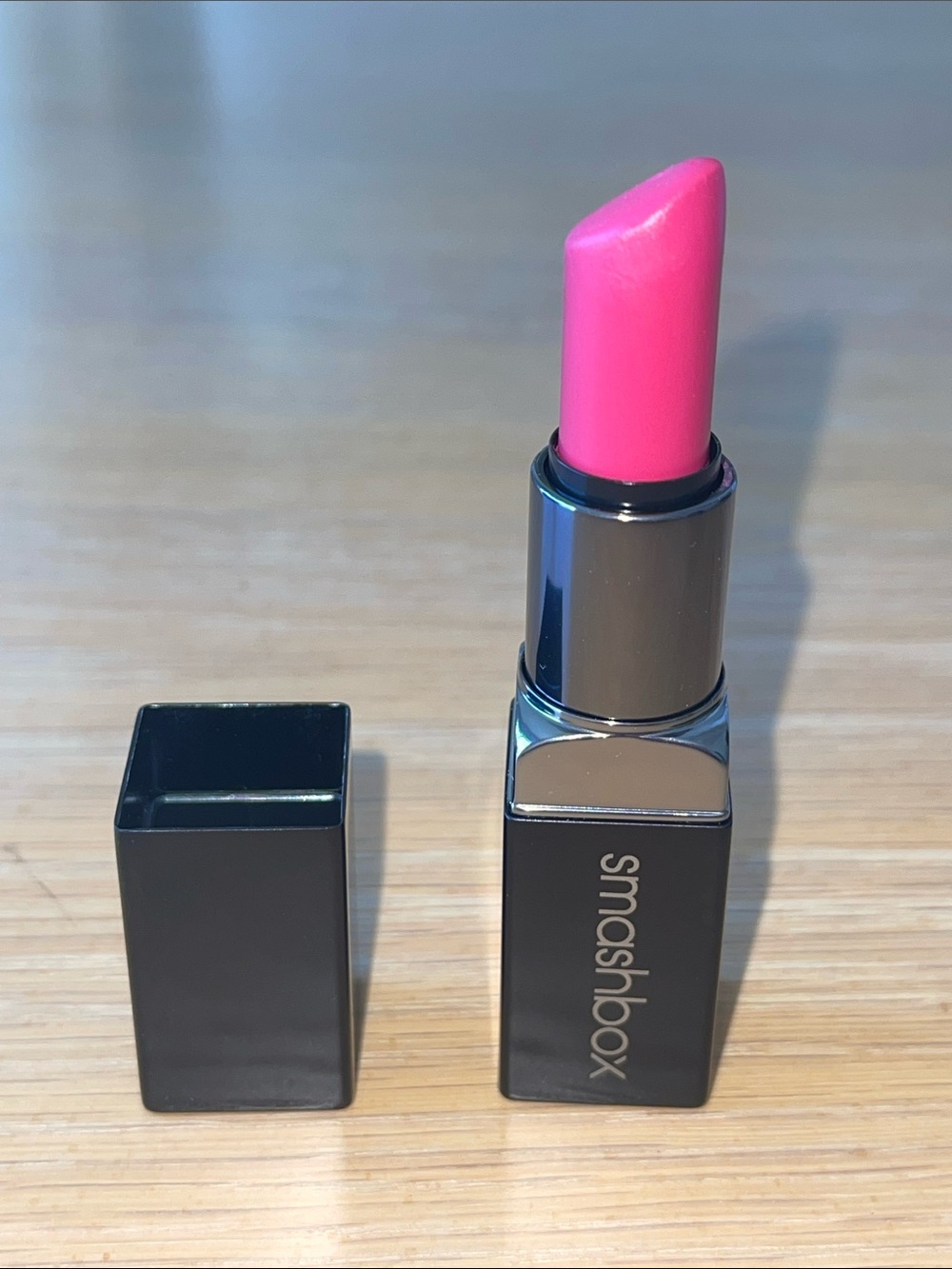 SMASHBOX LIPSTICK in âPunch Drunk Matteâ